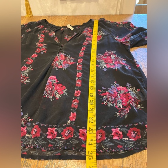 ❣️JOIE Black Floral Silk Blouse - Size L - Picture 9 of 9